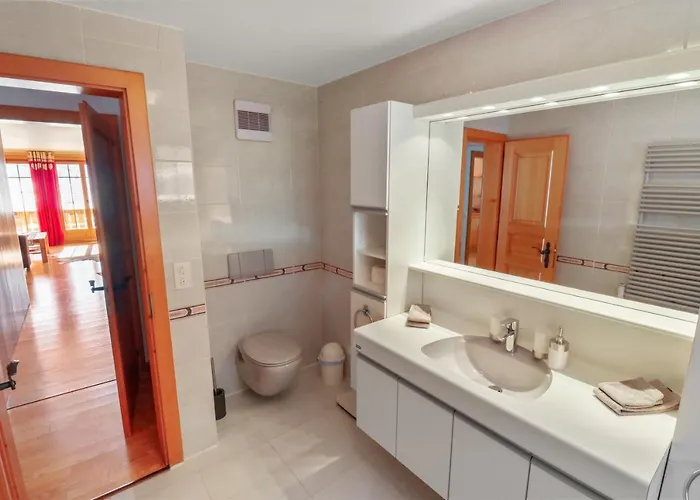 Appartement Spacieux Et Confortable